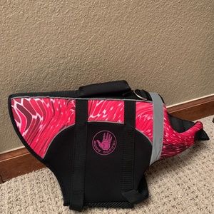 Body Glove flotation vest for dogs